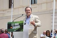 Moreno (Vox) a Page: "Se ha creído que esta tierra es su cortijo"