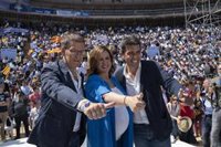 Feijóo llama a los votantes de Vox, Cs y PSOE a concentrar el voto en el PP para echar a Sánchez y Puig