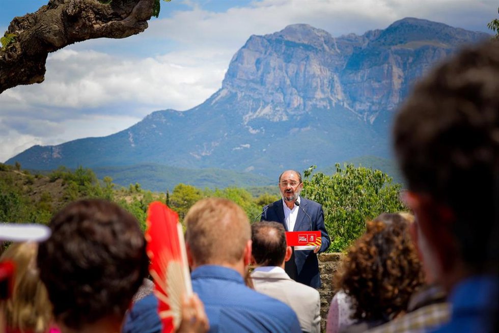 El candidato del PSOE a la Presidencia de Aragón, Javier Lambán.