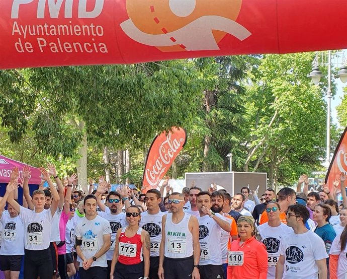 Unos 800 dorsales vendidos en la V Carrera Solidaria por la Salud Mental de Palencia para dar visibilidad a la FEAFES