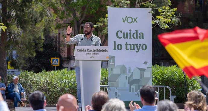 El secretari general de Vox, Ignacio Garriga, en un acte a Castelldefels.