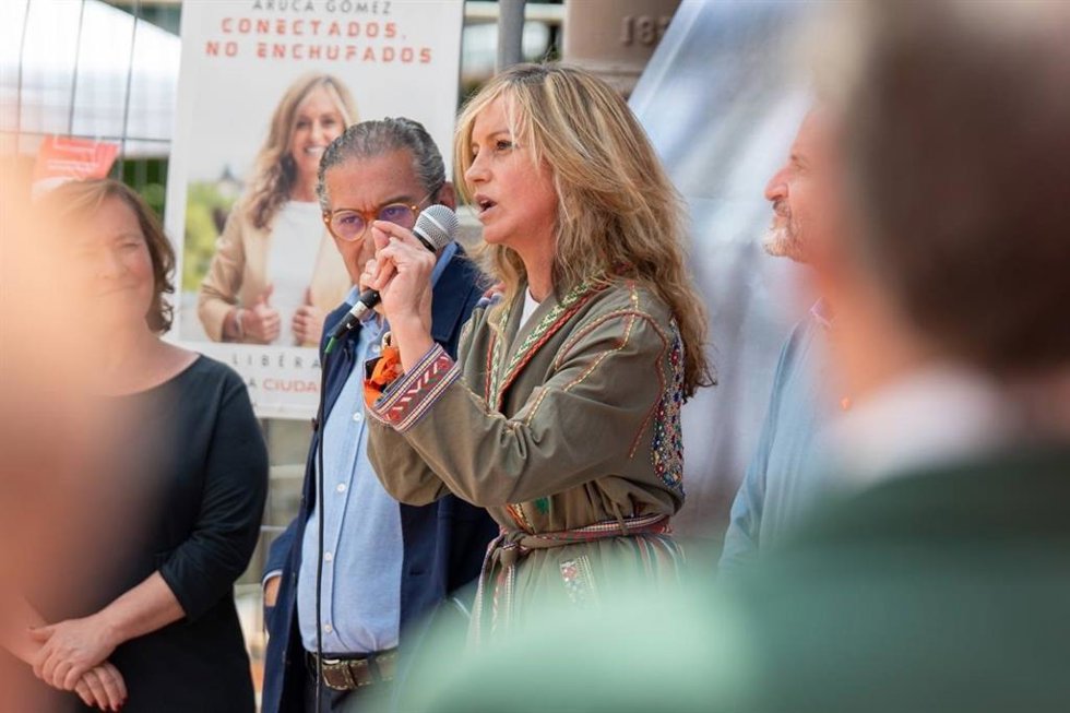 La candidata de CS a la Presidencia de la Comunidad de Madrid, Aruca Gómez, interviene en el acto de su partido en Pozuelo.
