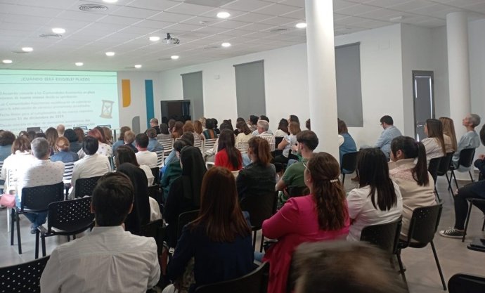 Jornada de coordinación con los centros residenciales organizada por el ASNC.