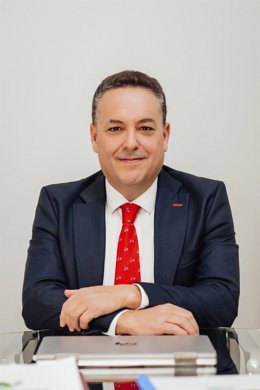 Fundador de CJ Solutions, César Junco.