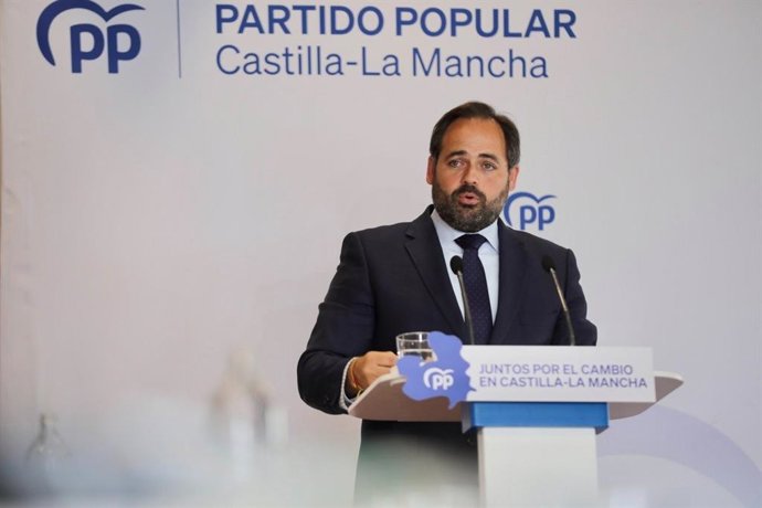 El candidato del PP a la Presidencia de Castilla-La Mancha, Paco Núñez, en Yeles