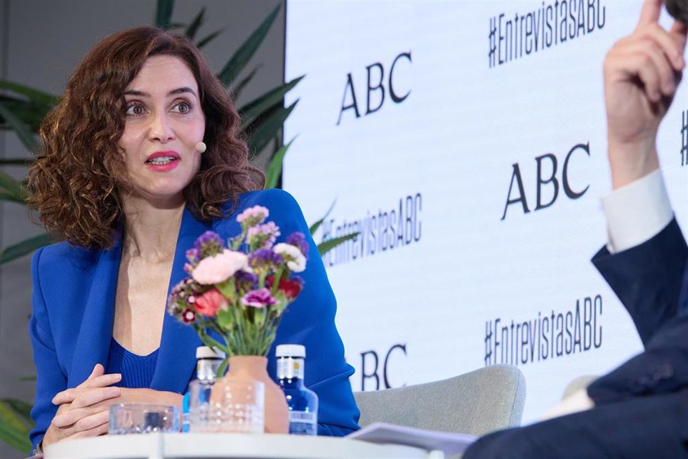 La presidenta de la Comunidad y candidata del PP a la reelección, Isabel Díaz Ayuso, interviene durante el Encuentro ABC, a 22 de mayo de 2023, en Madrid (España). Durante su intervención en el encuentro, la presidenta autonómica, ha expuesto los puntos