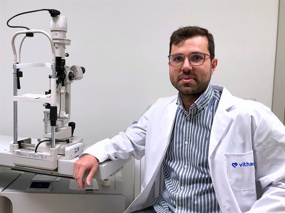 El oftalmólogo del Hospital Vithas Lleida Magí Vilaltella