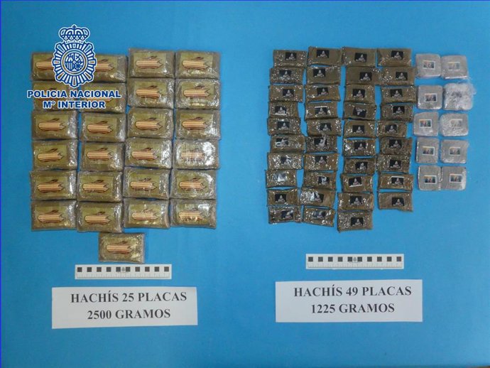 Placas de hachís intervenidas.