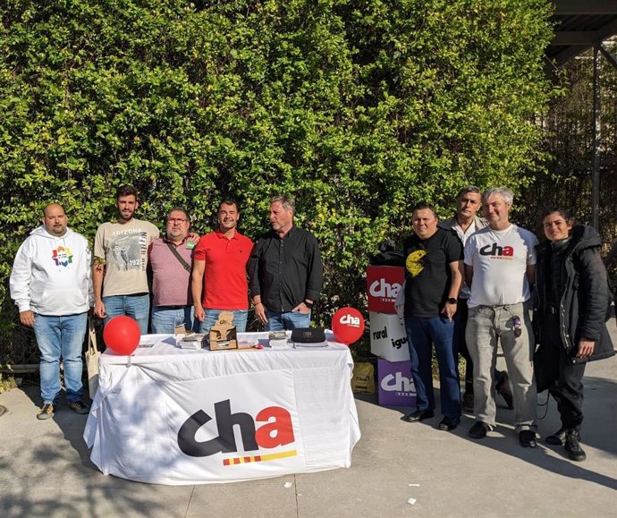 Mesa informativa de CHA en Parque Venecia.