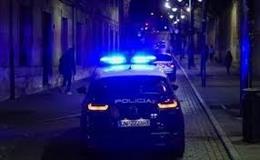 Archivo - Sucesos.- Pillado 'in fraganti' en Valladolid un hombre con 68 antecedentes tras un intento de robo en un local