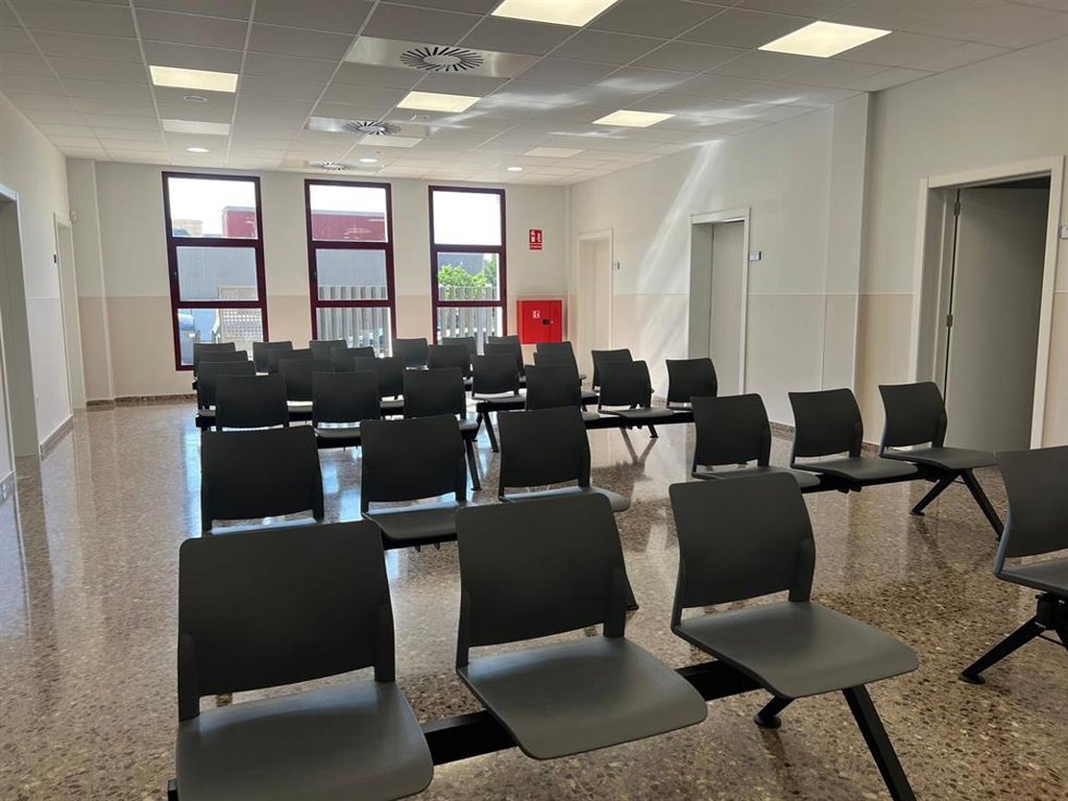 Sala de espera del nuevo centro de salud de Santa Rita