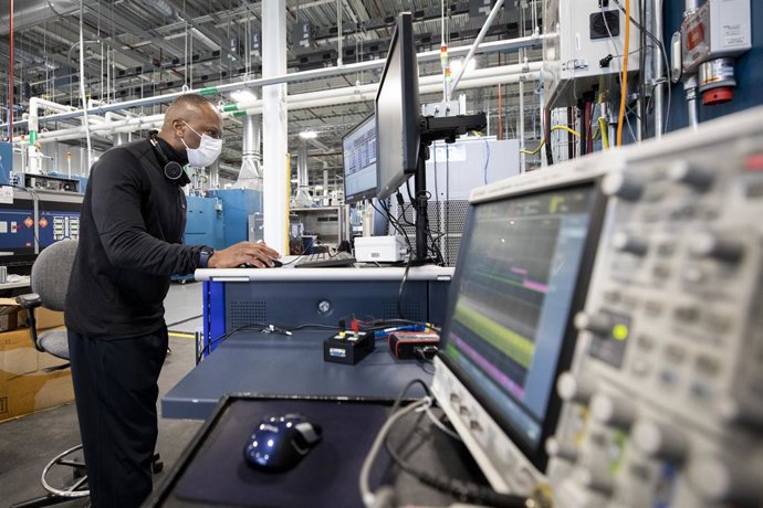 Archivo - Centro de investigación de baterías de Ford