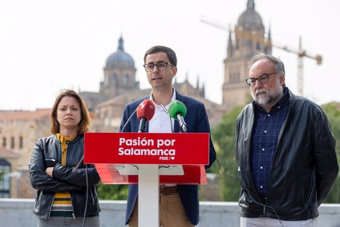 El candidato del PSOE a la Alcaldía de Salamanca, José Luis Mateos, en la presentación de iniciativas en materia turística