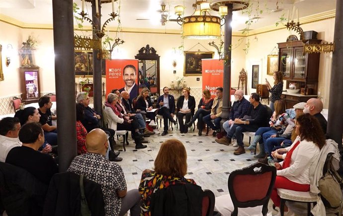 Foro de cultura con el candidato del PSOE a la Alcaldía de Málaga, Daniel Pérez