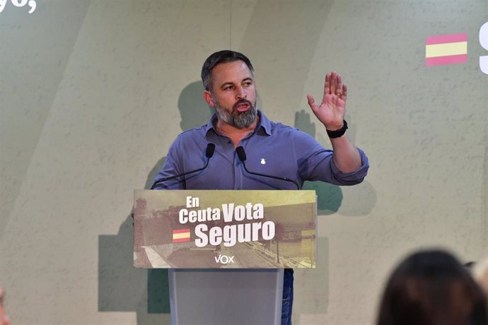 El líder de Vox, Santiago Abascal, durante un mitin en Ceuta