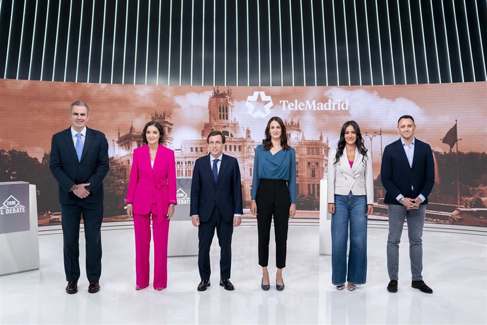 Javier Ortega Smith (Vox), Reyes Maroto (PSOE), José Luis Martínez-Almeida (PP), Rita Maestre (Más Madrid), Begoña Villaccís (Ciudadanos), Roberto Sotomayor (Podemos), durante el debate electoral de los candidatos a la Alcaldía de Madrid