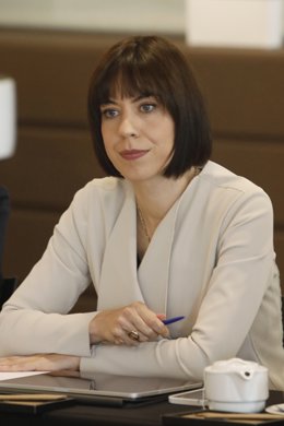 La ministra de Ciencia e Innovación, Diana Morant, durante una reunión con jóvenes investigadores en el Hotel Eurostar de La Reconquista, a 18 de mayo de 2023, en Oviedo, Asturias (España). Morant ha querido apoyar con su presencia a los candidatos astu