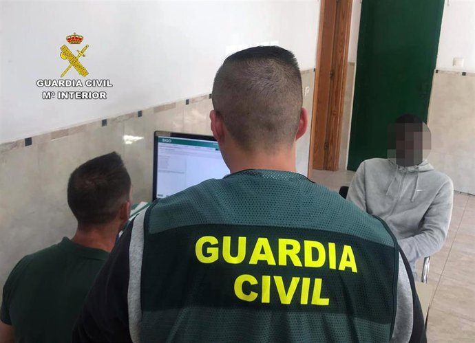 Agentes de la Guardia Civil