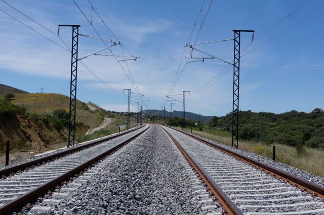 Línea de Alta Velocidad de Extremadura.
