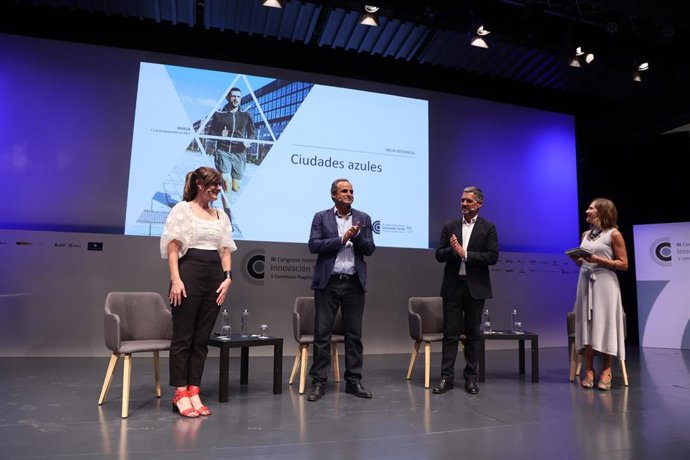 Mesa Redonda en el III Congreso Internacional de Innovación Social.