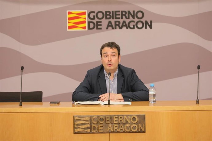 Rueda de prensa del director general de Relaciones Institucionales del Gobierno de Aragón, Ricardo Almalé, para informar sobre la jornada electoral del 28-M.