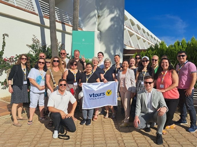 Imagen del fam trip protagonizado por agentes de viajes del turoperador Vtours.