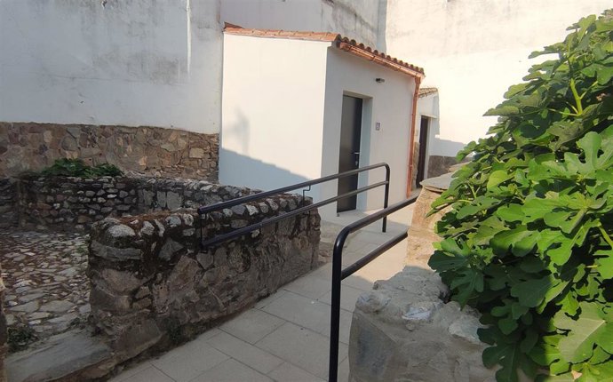 Obras de mejora de la accesibilidad del Museo del Queso en Casar de Cáceres