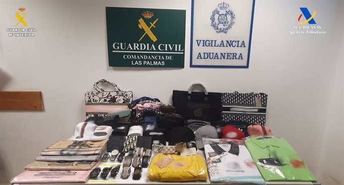 Material falsificado intervenido en el Puerto de Las Palmas