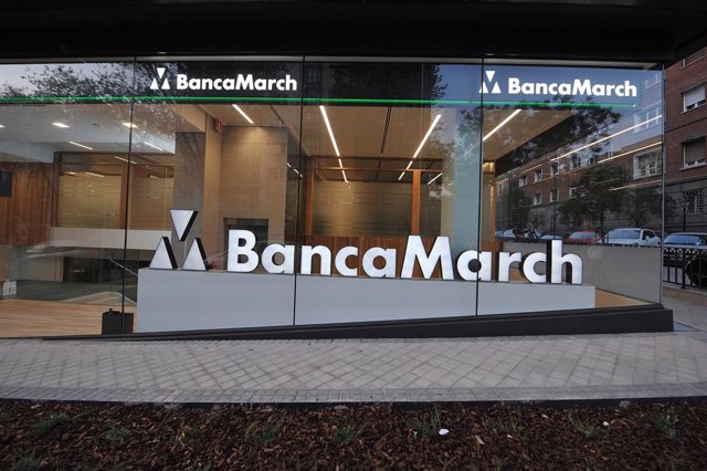 Archivo - Sede y logo de Banca March.