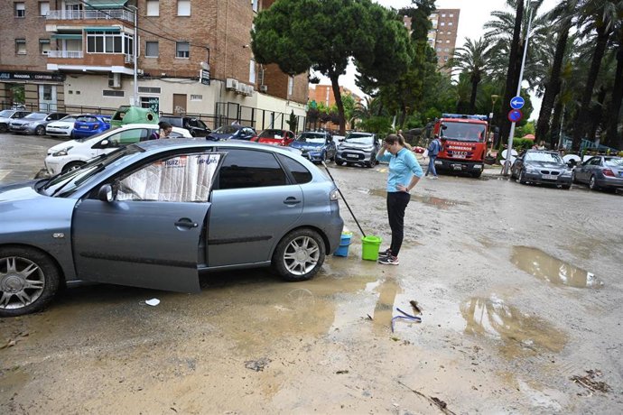 Efectos de la DANA en un calle de la ciudad, a 23 de mayo de 2023, en Cartagena, Murcia (España). El centro de Coordinación de Emergencias de la Región de Murcia ha informado que, hasta las 4.30 horas de hoy, la mayor incidencia de la DANA ha tenido lug