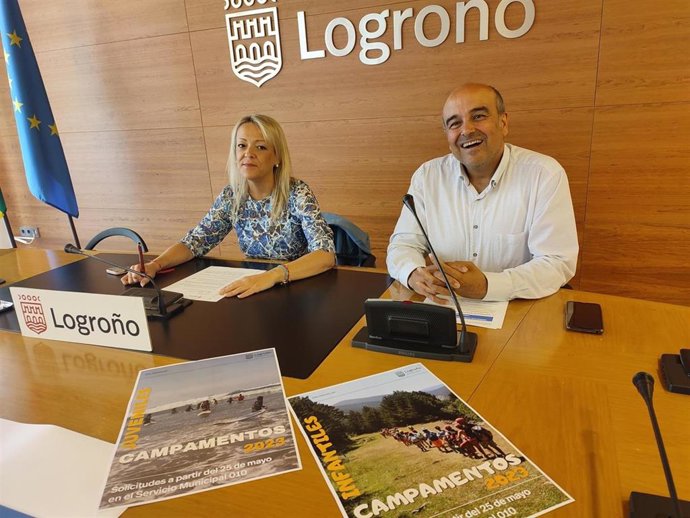 Beatriz Nalda y Alberto Martínez, en la presentación de los campamentos