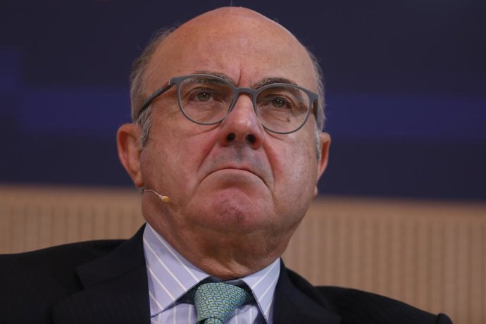 Archivo - El vicepresidente del Banco Central Europeo, Luis de Guindos, participa en una jornada organizada por IESE Business School y Fundación Naturgy, en el Campus del IESE, a 4 de noviembre de 2022, en Madrid (España). El BCE publicó ayer, 3 de novi