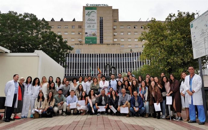 Acto de despedida de los residentes formados en el Área Sanitaria Sur de Sevilla en el Hospital de Valme.