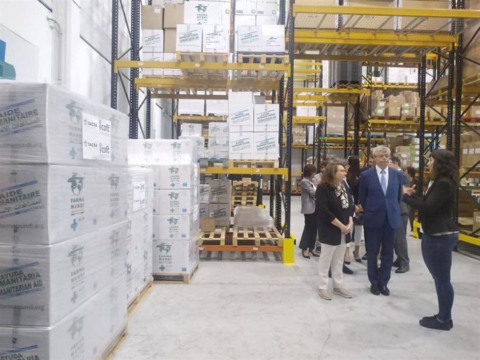 El embajador de Ucrania en España visita Farmamundi con motivo de un nuevo envío de medicamentos al Hospital Infantil de Odesa