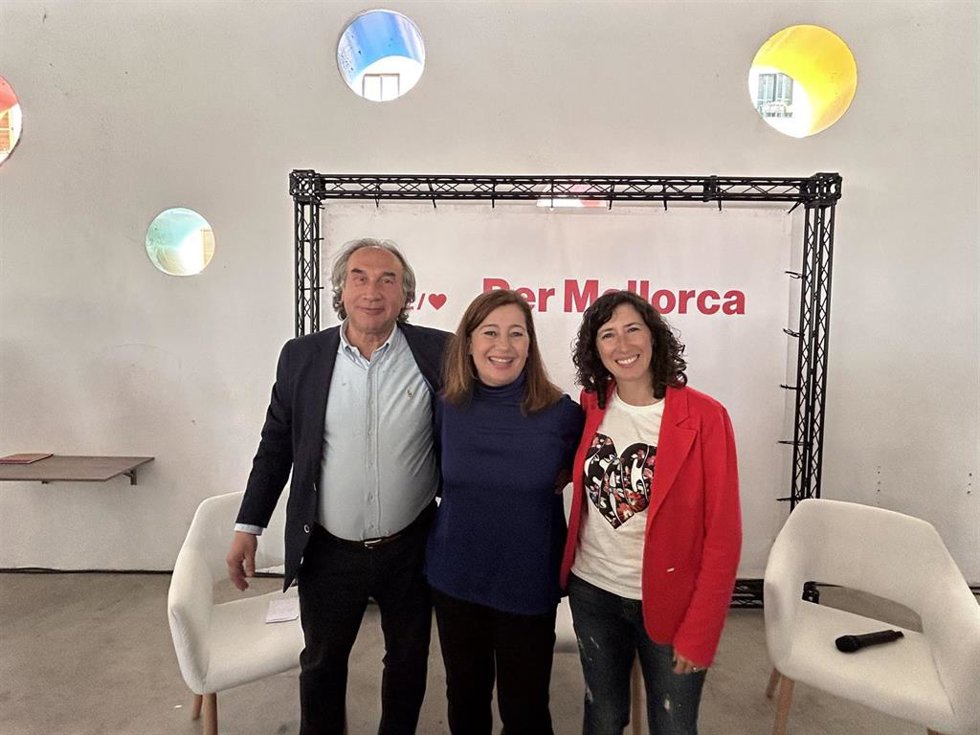 El PSIB se compromete a invertir el 5% en educación en cuatro años y alcanzar los 2.000 millones de euros.