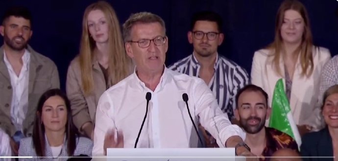 El presidente del PP, Alberto Núñez Feijóo, participa en un acto en Cáceres