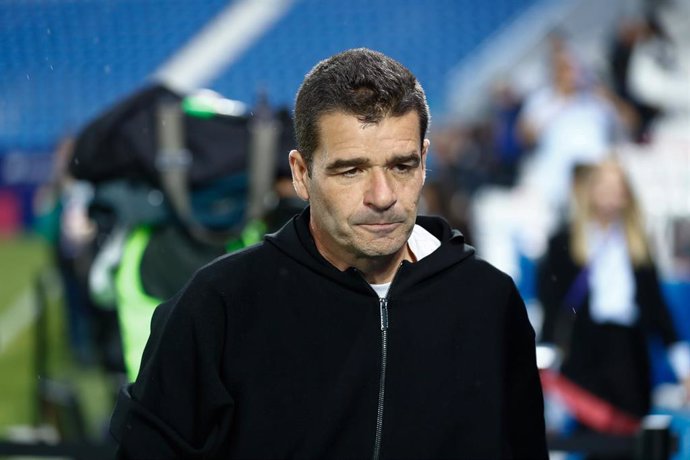 Manolo Cano, entrenador del Atlético de Madrid femenino.