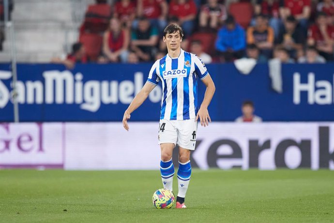 Robin Le Normand of Real Sociedad in action during the La Liga Santander match between CA Osasuna and Real Sociedad at El Sadar on April 28, 2023, in Pamplona, Spain.