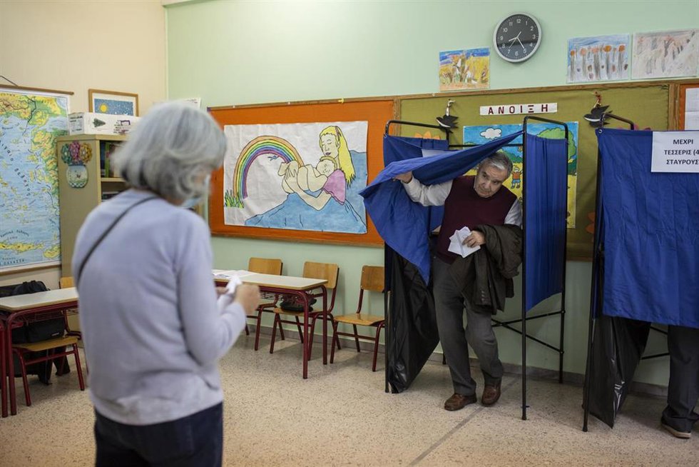 Colegio electoral en Atenas, Grecia