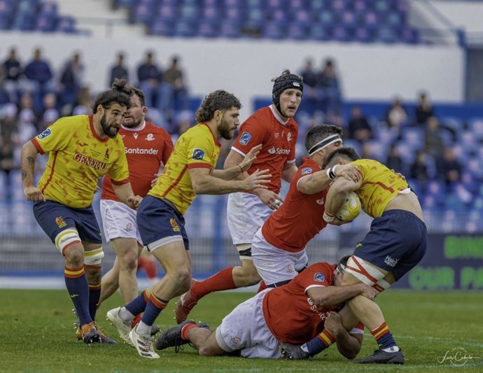 Archivo - La selección española de rugby durante un partido