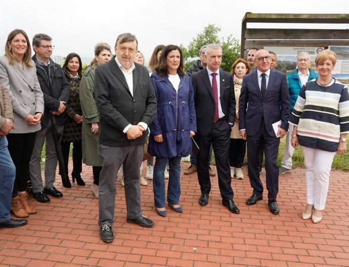Acto electoral del PNV con Iñigo Urkullu y los candidatos en Álava y Vitoria