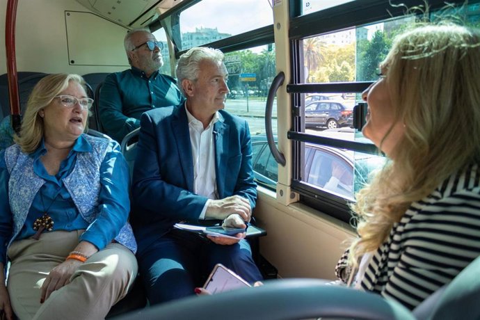 Ciudadanos (Cs)  Aumesquet (Cs) Anuncia Una Revolución En Tussam Con Más Líneas Btr, Nuevos Trazados, Pago Con Tarjeta Y Bonificaciones