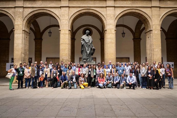 Investigadores que participan en la Conferencia Internacional de Ciencia Digital (eScience) para la Biodiversidad y la Conservación de los Ecosistemas, organizada por la infraestructura europea LifeWatch ERIC en la Universidad de Sevilla.
