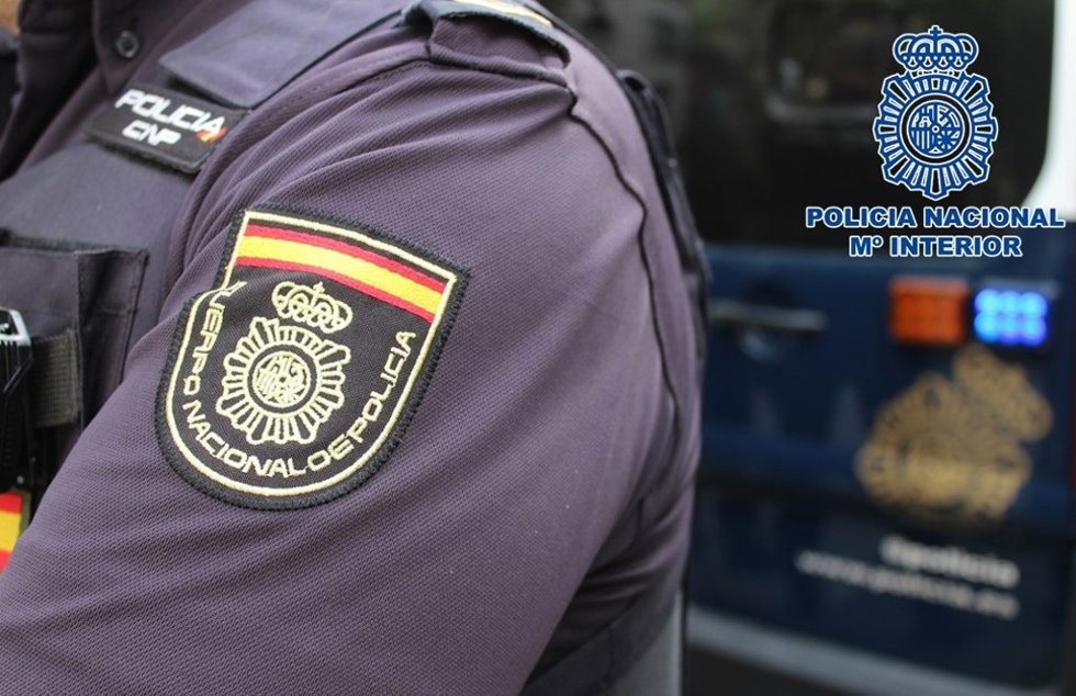 Archivo - Agente de la Policía Nacional, en una imagen de archivo
