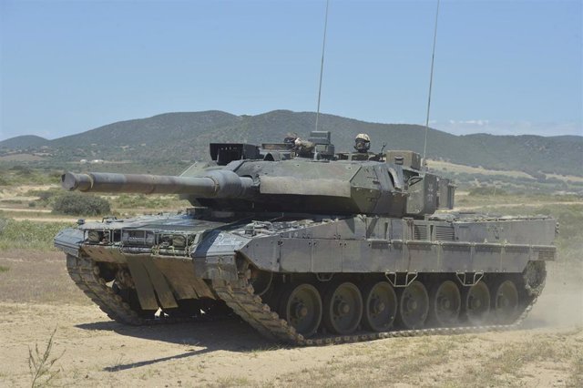 Archivo - Carro de combate modelo Leopard 2