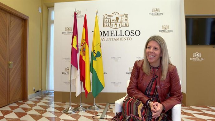 Archivo - La alcaldesa de Tomelloso, Inmaculada Jiménez, en entrevista con Europa Press