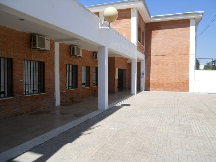 El CEIP Alcalde Jiménez Ruiz de Córdoba.