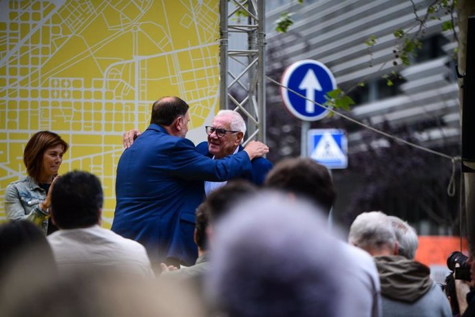 El líder de ERC, Oriol Junqueras, junto al alcaldable Ernest Maragall, en el acto de ERC.