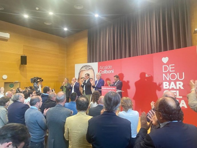 Sara Jaurrieta, Miquel Iceta, Salvador Illa, Jaume Collboni, y Albert Batlle.