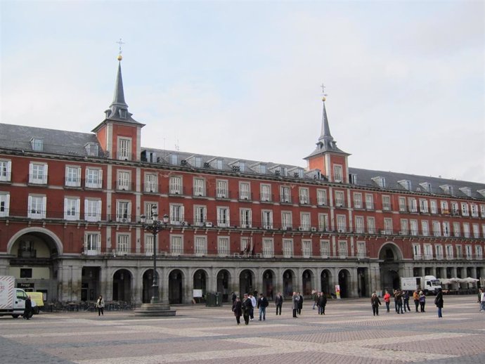 Archivo - Casa de la Carnicería de la plaza Mayor de Madrid